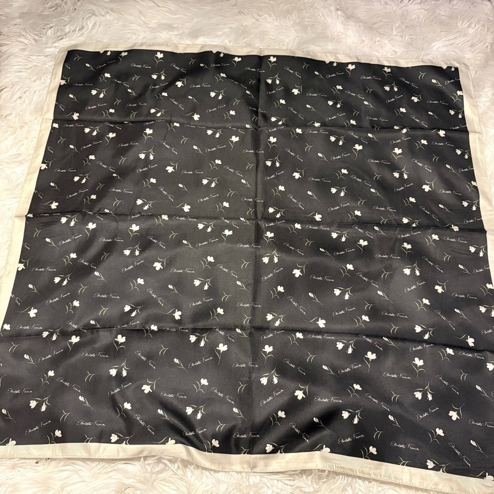 Elisabetta Franchi floral print elegant silky scarf square 35x35 in‼️LAST ONE
